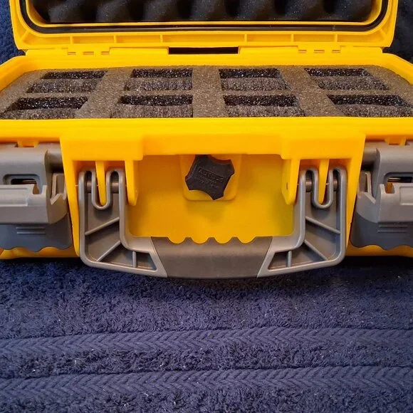 Invicta Waterproof Impact Resistant Hard Shell 8 Slot Diver Watch Case in Yellow - Picture 5 of 8